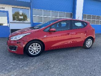 Auto incidentate Kia Ceed 1.0 T-GDI  NAVIGATOR 2016/6