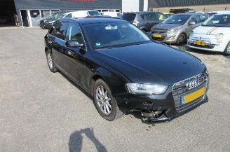 krockskadad bil auto Audi A4 1.8 TFSI Pro 170pk 2013/10