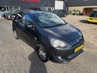 Coche accidentado Mitsubishi Space-star 1.0 5-drs airco Inform 2013/3