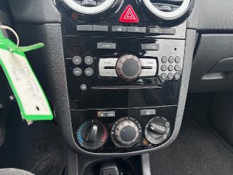 Opel Corsa 1.4 16v Color Edition airco picture 11