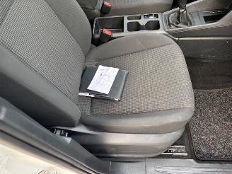 Volkswagen Caddy maxi 2.0 TDI Comfort Maxi airco picture 12