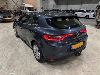  Renault Mégane 1.2 TCe Zen 2017/5