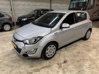 Hyundai I-20 1.2 I-motion 5-drs airco picture 6