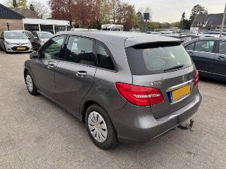 Voiture accidenté Mercedes B-klasse 180 CDI Edition Automaat 2013/4