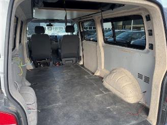 Volkswagen Transporter 2.0 TDI L2  Airco picture 13