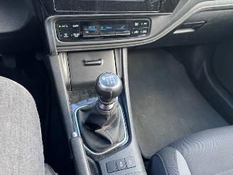 Toyota Auris 1.2 T  Aspiration clima picture 15