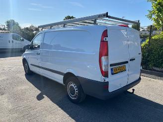krockskadad bil bedrijf Mercedes Vito 113 Cdi 320 Lang airco 2013/2