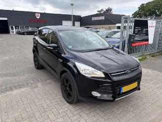 Schadeauto Ford Kuga 1.5 Titanium 2015/6