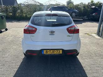 Kia Rio 1.2 Comfort airco NAP picture 3