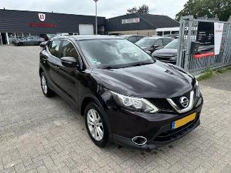 uszkodzony samochody osobowe Nissan Qashqai 1.2 Connect Edition 2014/7