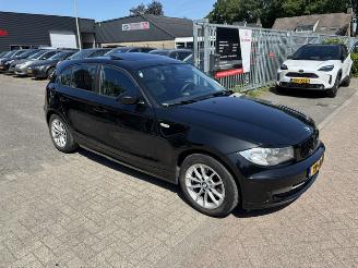 BMW 1-serie 120d  5-drs clima  177pk picture 2
