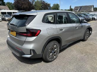 BMW iX1 eDrive20 67kWh picture 2