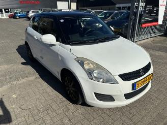 krockskadad bil auto Suzuki Swift 1.2 airco 2011/6