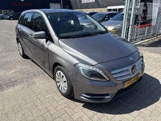 Auto incidentate Mercedes B-klasse 180 CDI Edition Automaat 2013/4