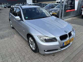 krockskadad bil auto BMW 3-serie 318i Business  Clima NAP 2009/9