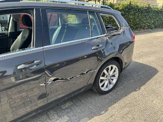 Volkswagen Golf 1.2 TSI Highline picture 8