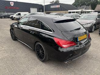 skadebil auto Mercedes Cla-klasse 180 Orange Art Edition  Automaat 2016/2