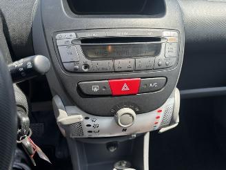Citroën C1 1.0 12v 5-drs airco picture 12