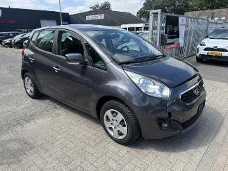 skadebil auto Kia Venga 1.6 Automaat X-ecutive 2012/2