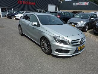 skadebil auto Mercedes C-klasse 180 AMBITION 2013/5