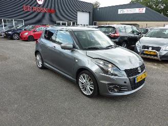 damaged passenger cars Suzuki Swift 1.6 SPORT 2015/10