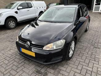 Volkswagen Golf 1.2 TSI 5-drs airco NAP picture 3