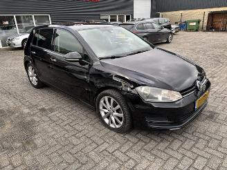 Volkswagen Golf 1.2 TSI 5-drs airco NAP picture 4