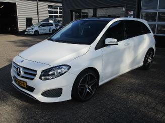 škoda osobní automobily Mercedes B-klasse 180 2017/2