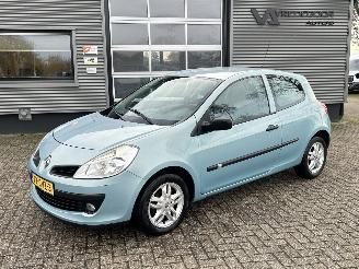 Schadeauto Renault Clio 1.2 TCE Expression 2008/9