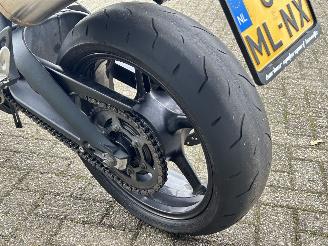 Triumph Speed Triple 675 picture 13