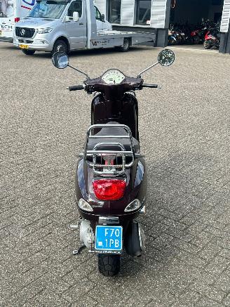 Vespa  LX 50 4T picture 4