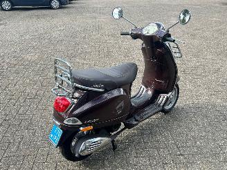 Vespa  LX 50 4T picture 5