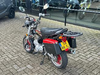 Honda  Skyteam Dax 125cc picture 2