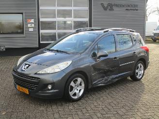 Schadeauto Peugeot 207 SW 1.6 VTI XS 2011/1