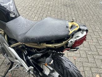 Kawasaki ER - 6 N  picture 11