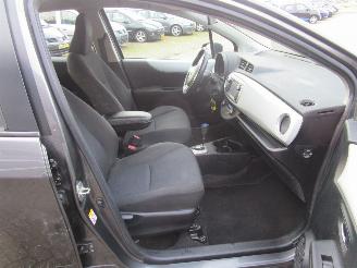 Toyota Yaris 1.5 Full Hybrid Aspiration 5drs picture 12