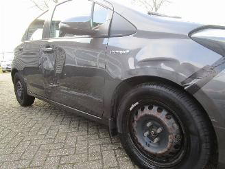 Toyota Yaris 1.5 Full Hybrid Aspiration 5drs picture 24