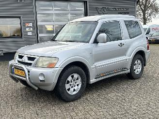 skadebil auto Mitsubishi Pajero 3.2 DI-D GLS Automaat 2003/6