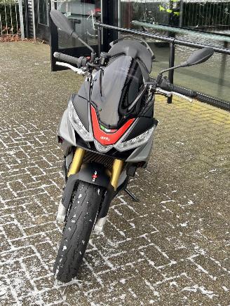 Aprilia Tuono V4 1100 R APRC ABS picture 8