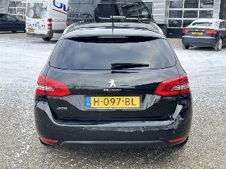 Peugeot 308 SW 1.2 PureTech Blue Lease Premium picture 4