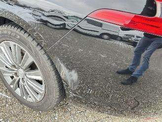 Peugeot 308 SW 1.2 PureTech Blue Lease Premium picture 32