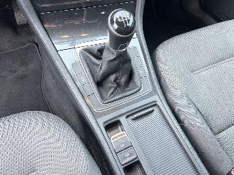 Volkswagen Golf 1.6 TDI Comfortline BTW picture 16