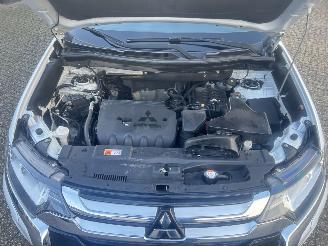 Mitsubishi Outlander 2.0 Instyle 7-pers picture 26