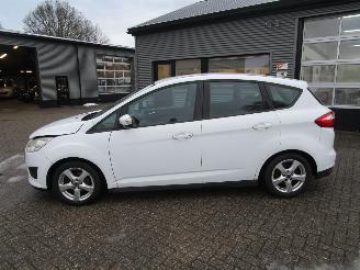 Ford C-Max 1.0 Lease Titanium picture 2
