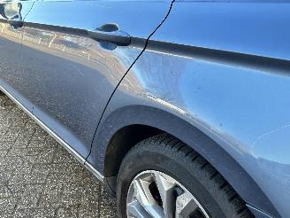 Volkswagen Passat Variant 2.0 TDI Highline picture 33