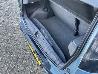 Opel Corsa 1.2 16V Silverline picture 14