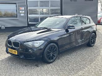 Voiture accidenté BMW 1-serie 114i 3drs 2013/12