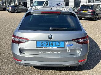 Skoda Superb Combi 2.0 TDI Style Business picture 4