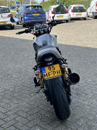 Yamaha XJR 1300  picture 4