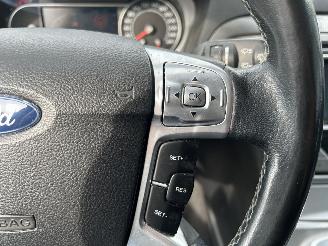 Ford S-Max 2.3-16V picture 18